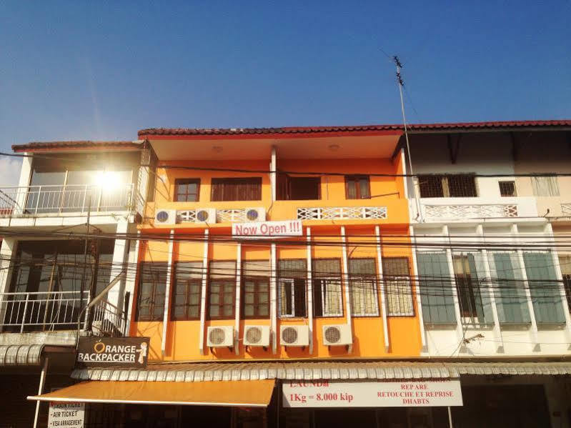Orange Backpacker Hostel Вьентьян Экстерьер фото